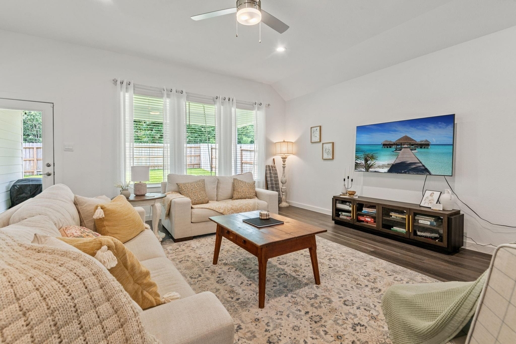 560 Newcomb Hollow Drive - Photo 19
