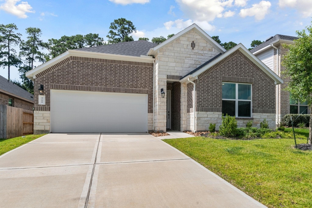 560 Newcomb Hollow Drive - Photo 1