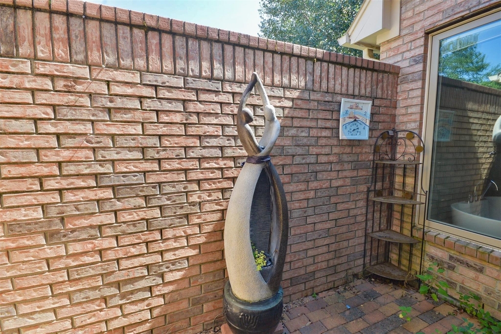 4510 Elmstone Court - Photo 7