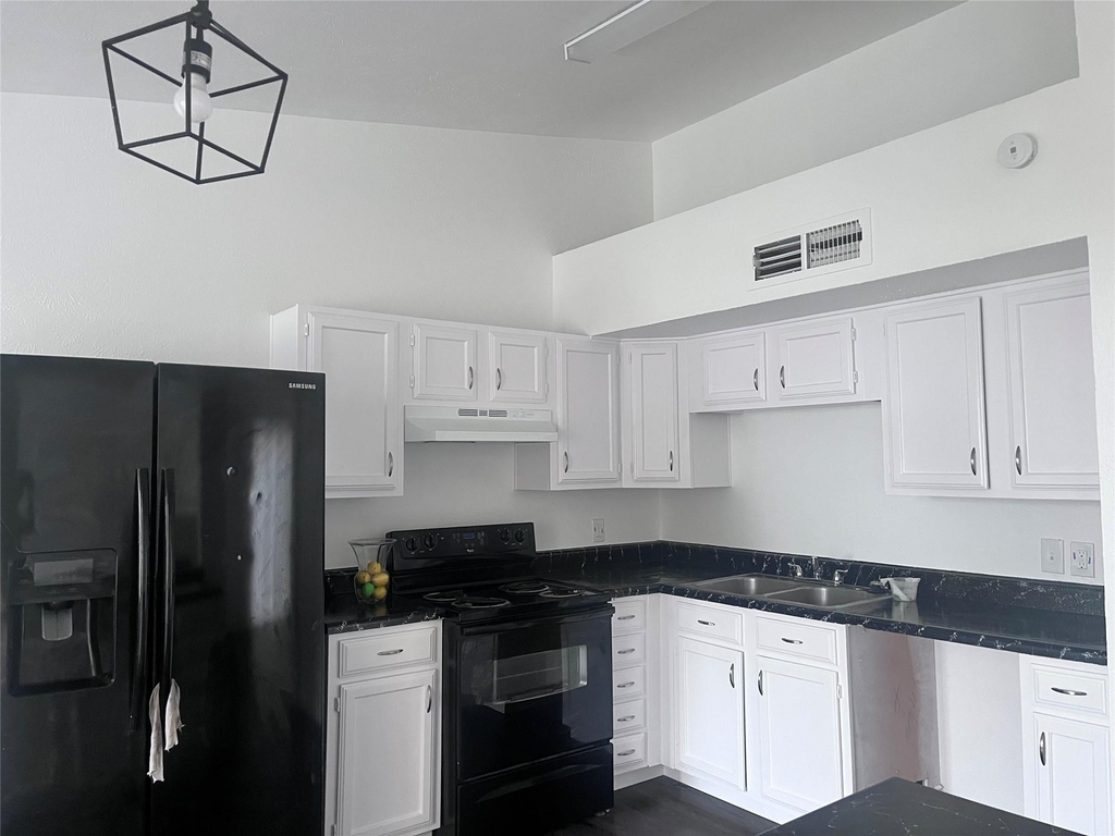 4710 Cairnlomond Street - Photo 4