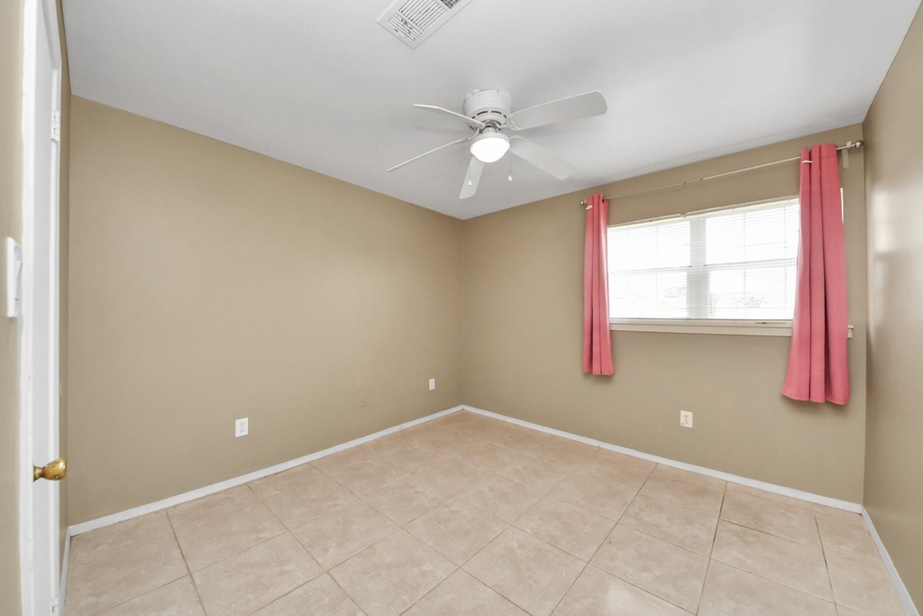 811 Hillcrest Drive - Photo 23