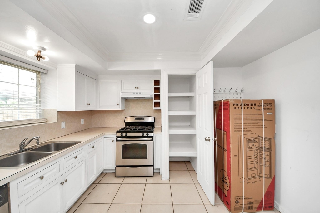 811 Hillcrest Drive - Photo 29