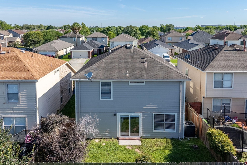 11710 Fossil Rock Lane - Photo 9