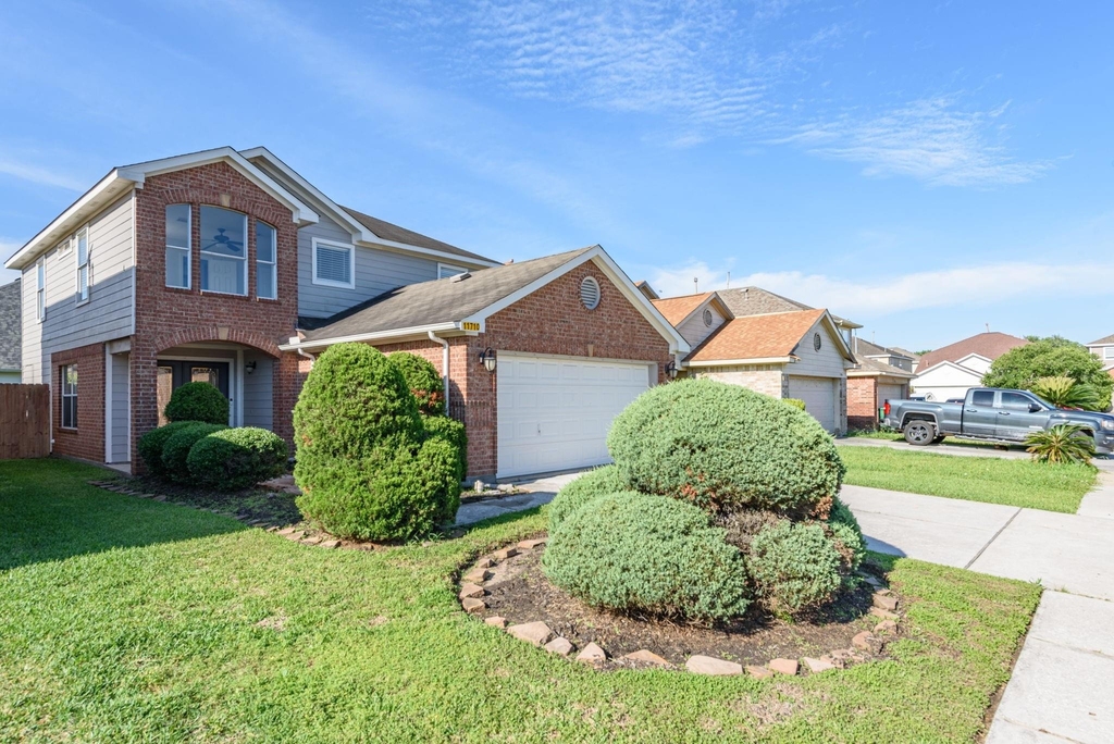 11710 Fossil Rock Lane - Photo 6