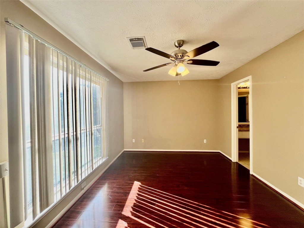 146 Skycrest Drive - Photo 9