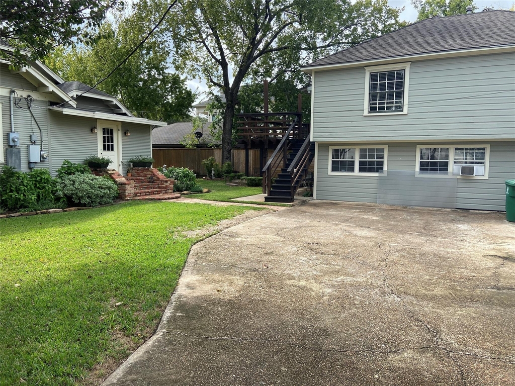 1025 Beverly Street - Photo 1