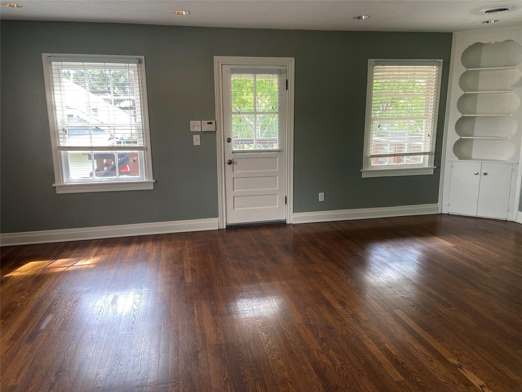 1025 Beverly Street - Photo 7