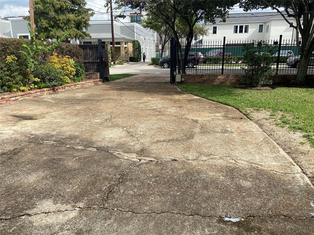 1025 Beverly Street - Photo 8