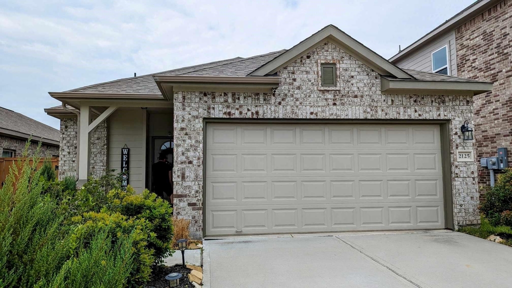 2125 Windy Grove Drive - Photo 0