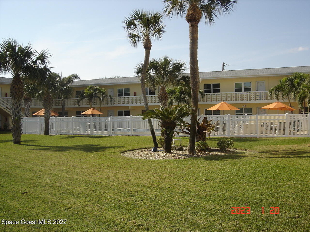 7801 Ridgewood Avenue - Photo 1