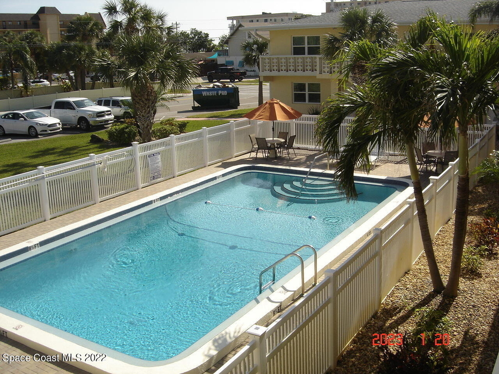 7801 Ridgewood Avenue - Photo 12