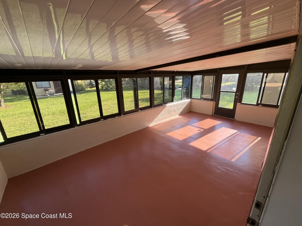 303 Princeton Avenue - Photo 1