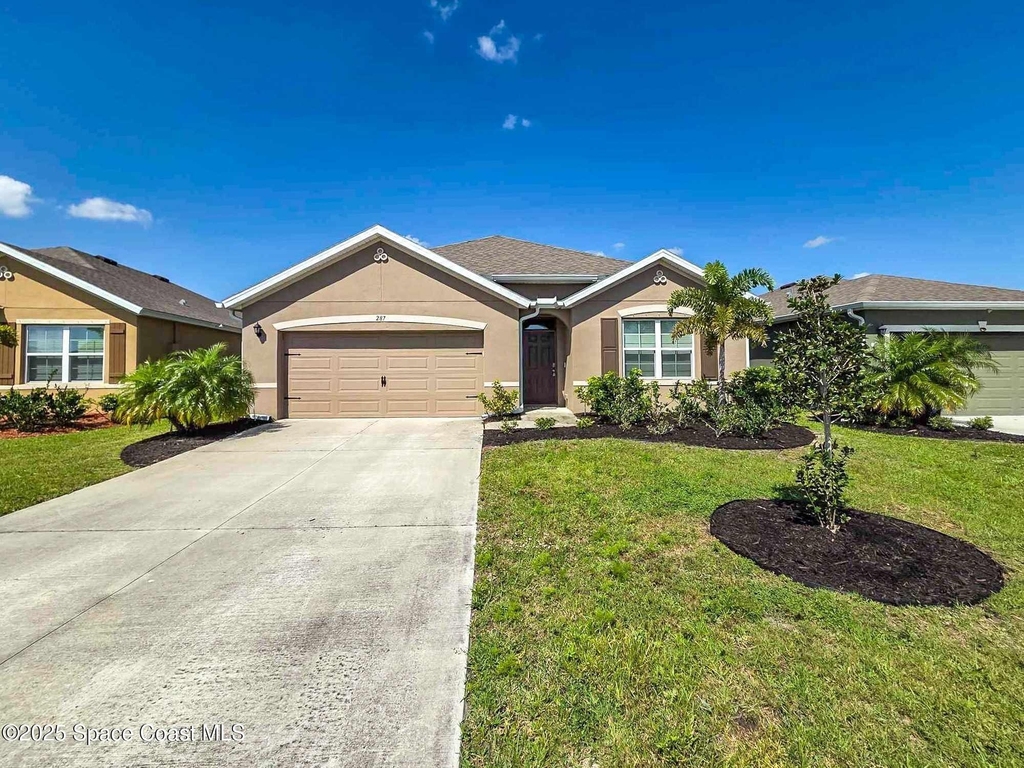287 Guinevere Drive Sw - Photo 0