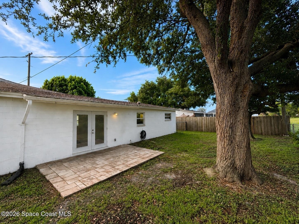 987 Kings Post Road - Photo 9