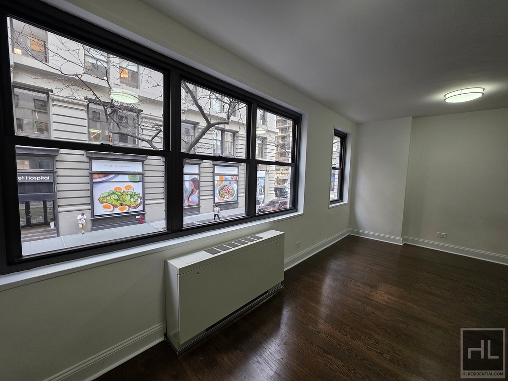 5 Avenue - Photo 5
