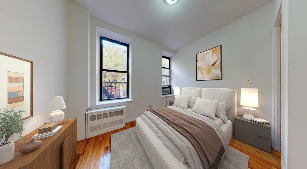 East 78th Street - Photo 2