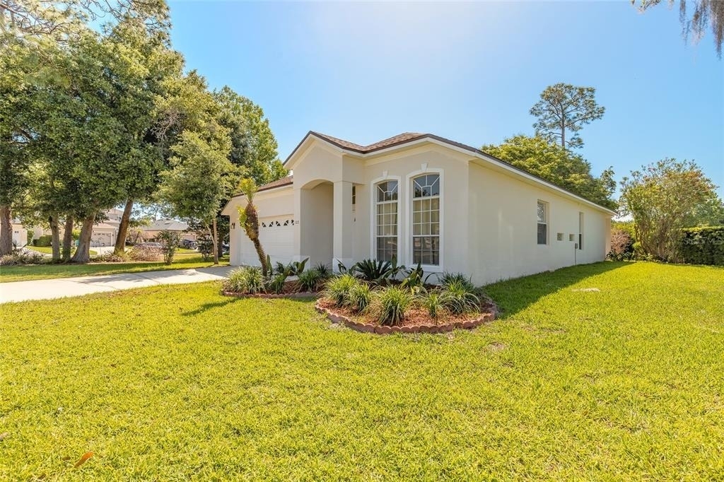 122 Spring Glen Drive - Photo 1