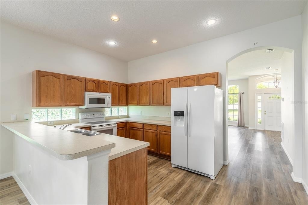 122 Spring Glen Drive - Photo 3
