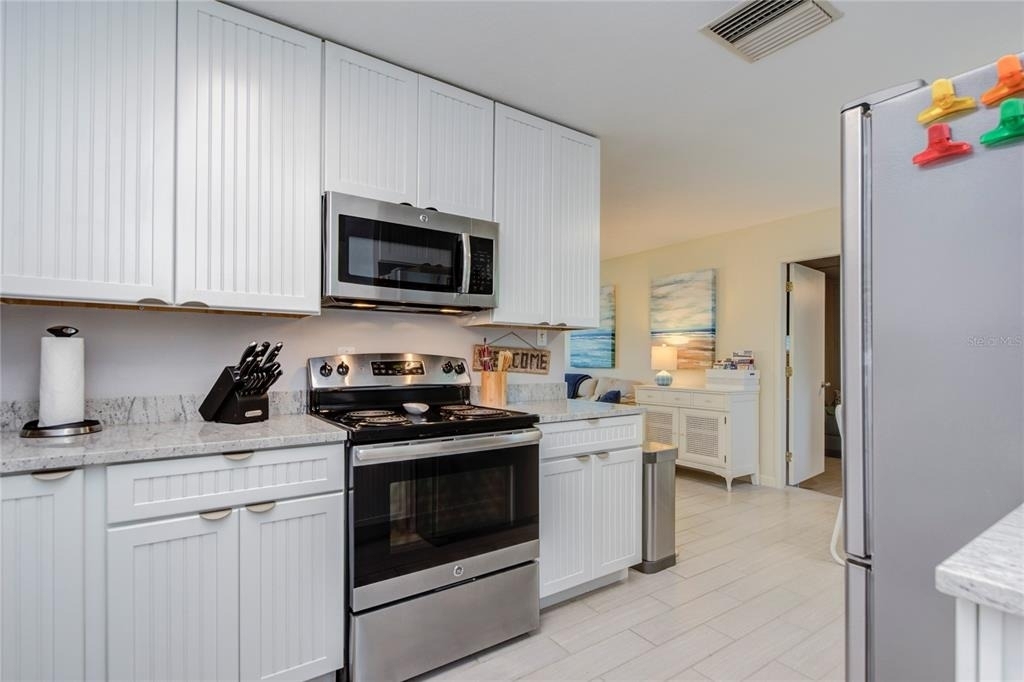 3200 W De Bazan Avenue - Photo 17
