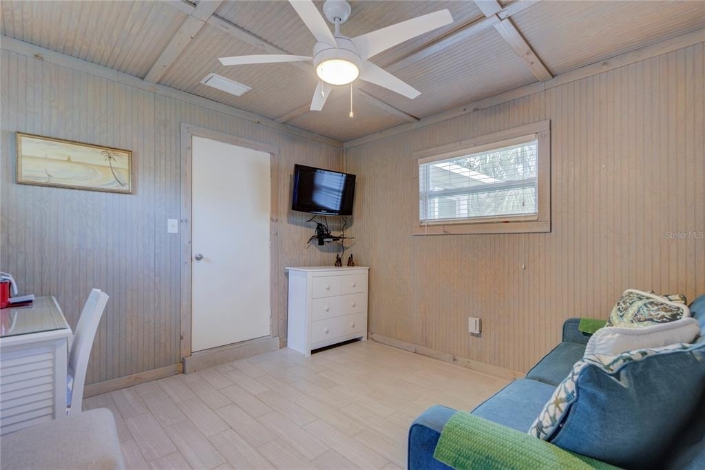3200 W De Bazan Avenue - Photo 31