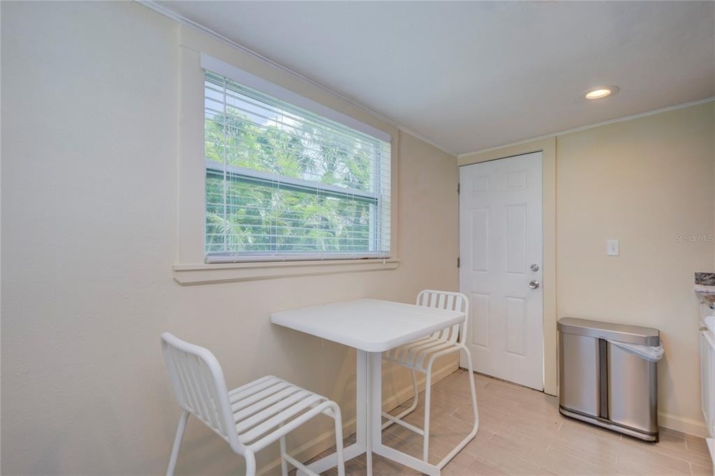 3200 W De Bazan Avenue - Photo 48