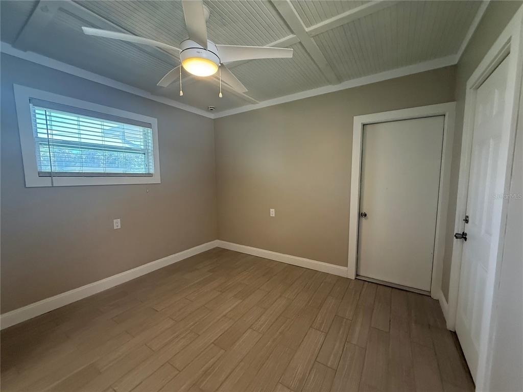 3200 W De Bazan Avenue - Photo 32