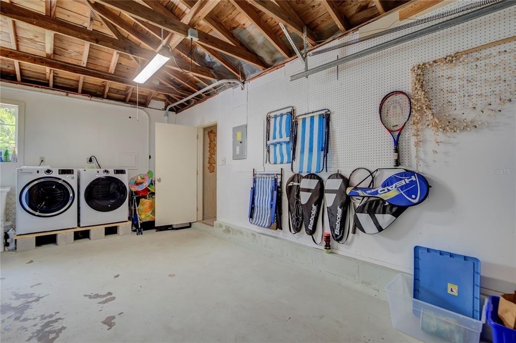 3200 W De Bazan Avenue - Photo 35