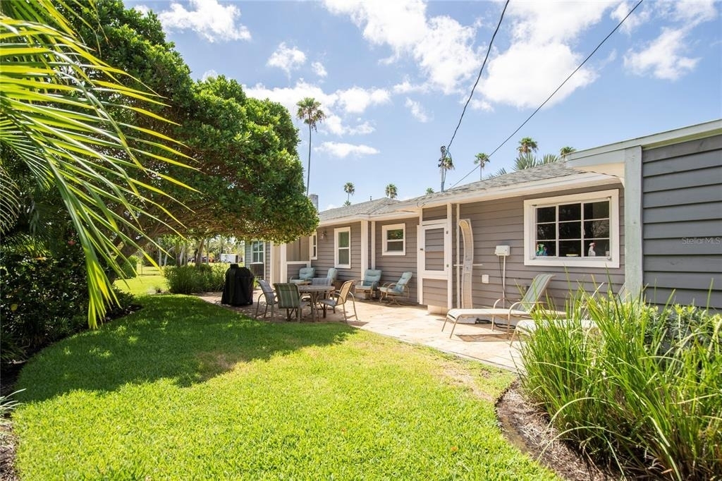 3200 W De Bazan Avenue - Photo 40