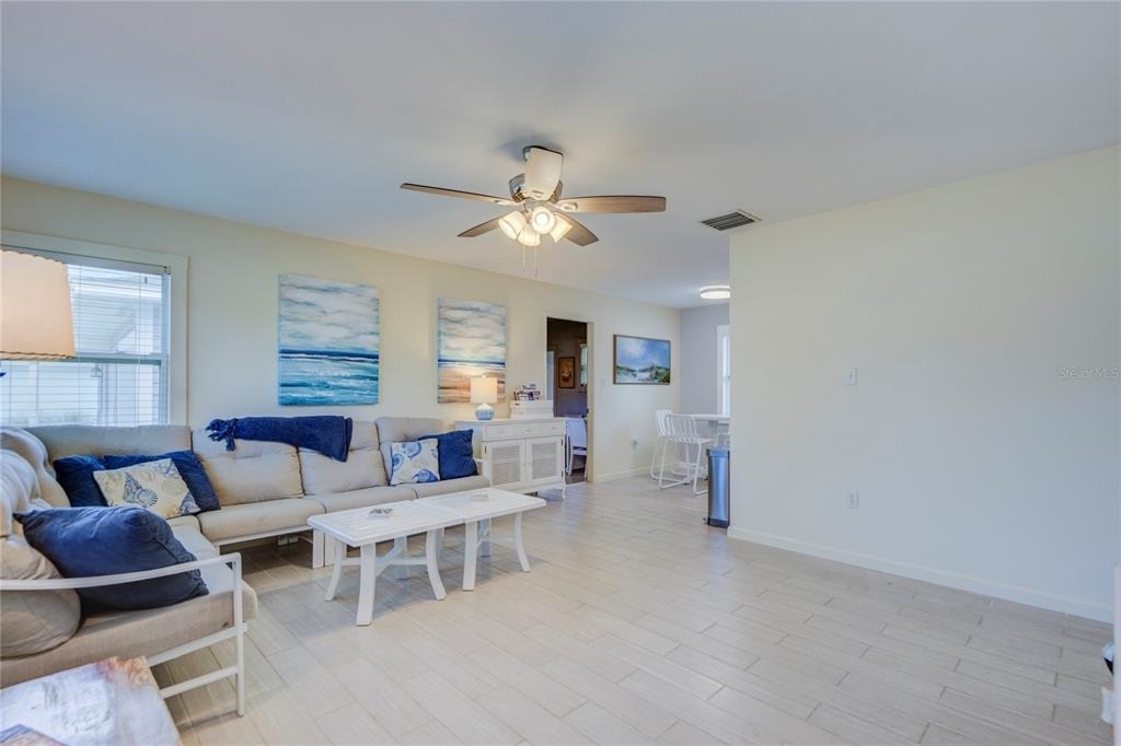 3200 W De Bazan Avenue - Photo 7