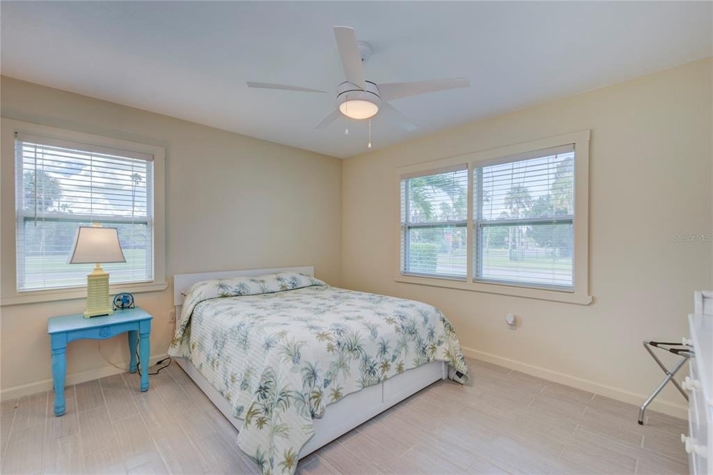 3200 W De Bazan Avenue - Photo 20