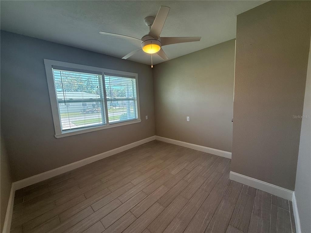 3200 W De Bazan Avenue - Photo 29