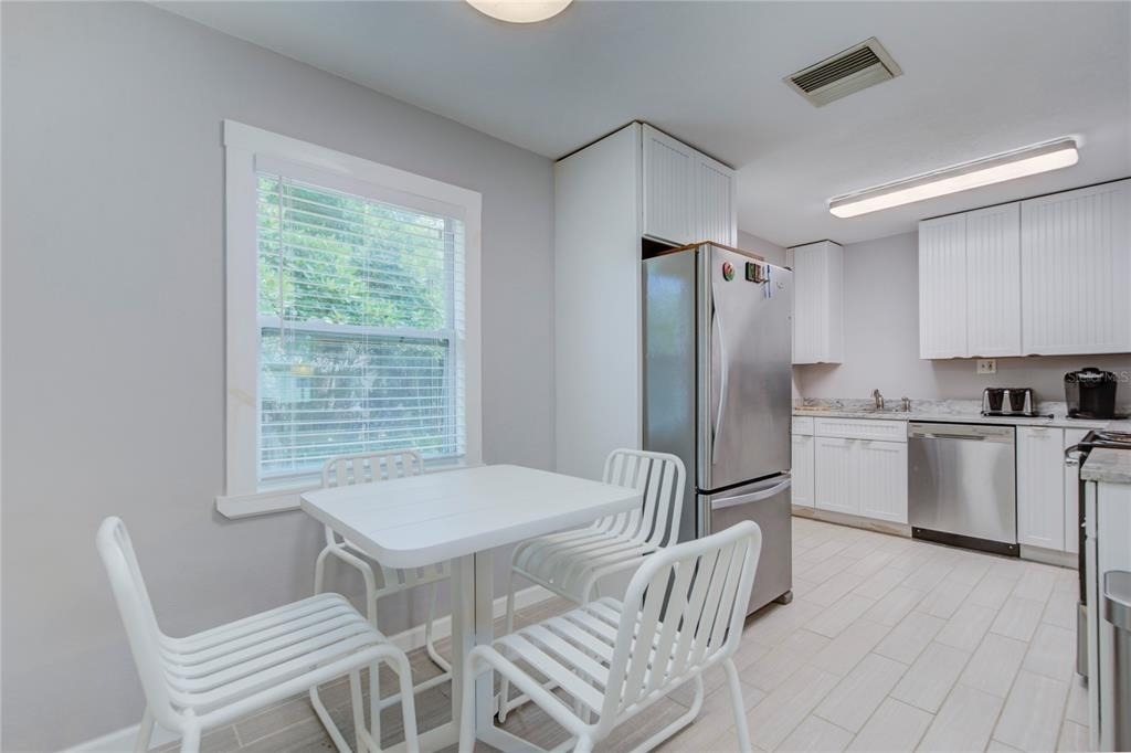 3200 W De Bazan Avenue - Photo 15