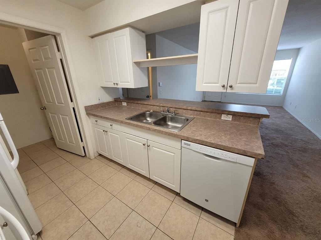 5914 Willow Ridge Drive - Photo 8