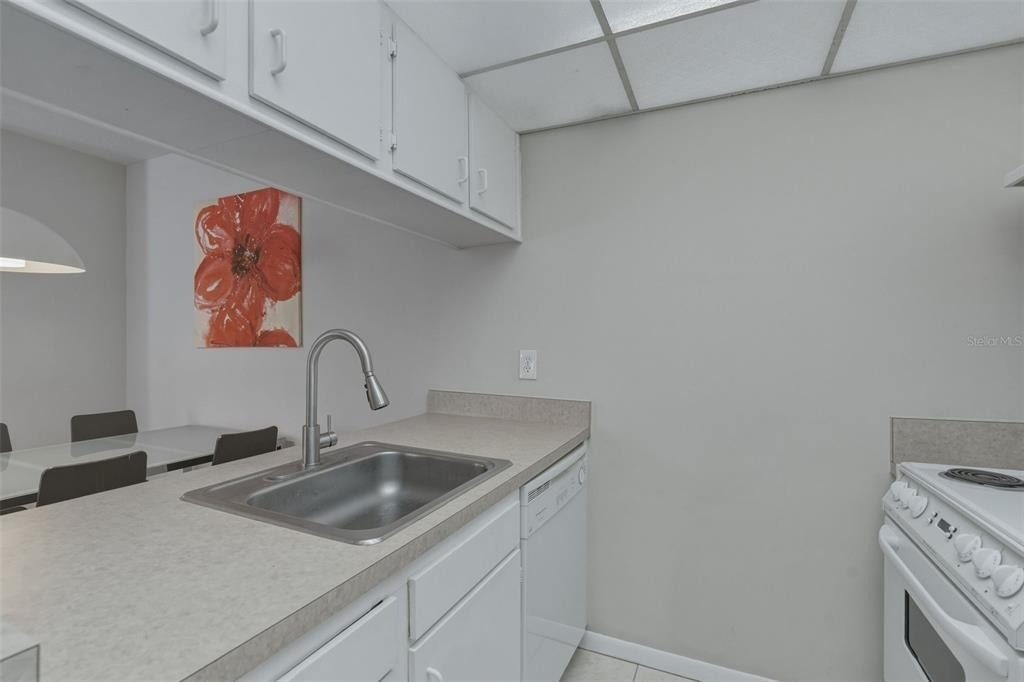1799 N Highland Avenue - Photo 6