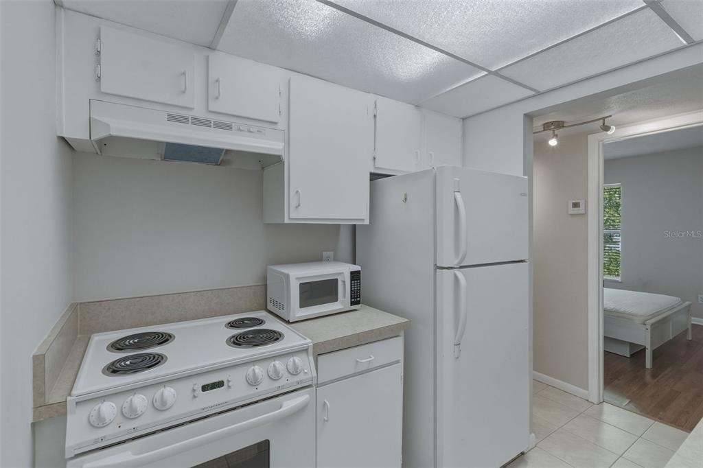 1799 N Highland Avenue - Photo 8