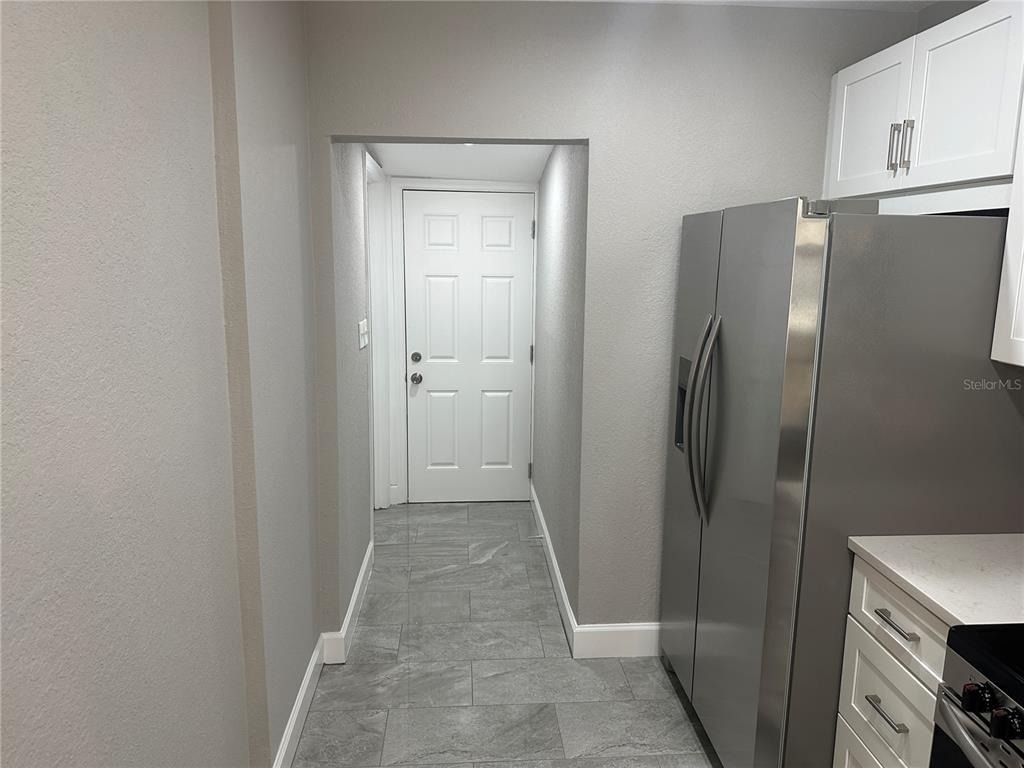 2901 20th Street N - Photo 6