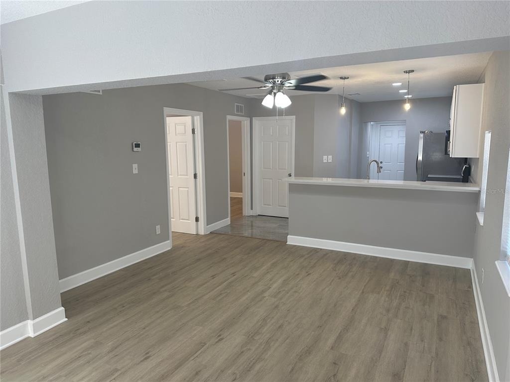 2901 20th Street N - Photo 2