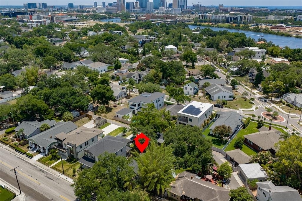 902 W Columbus Drive - Photo 34