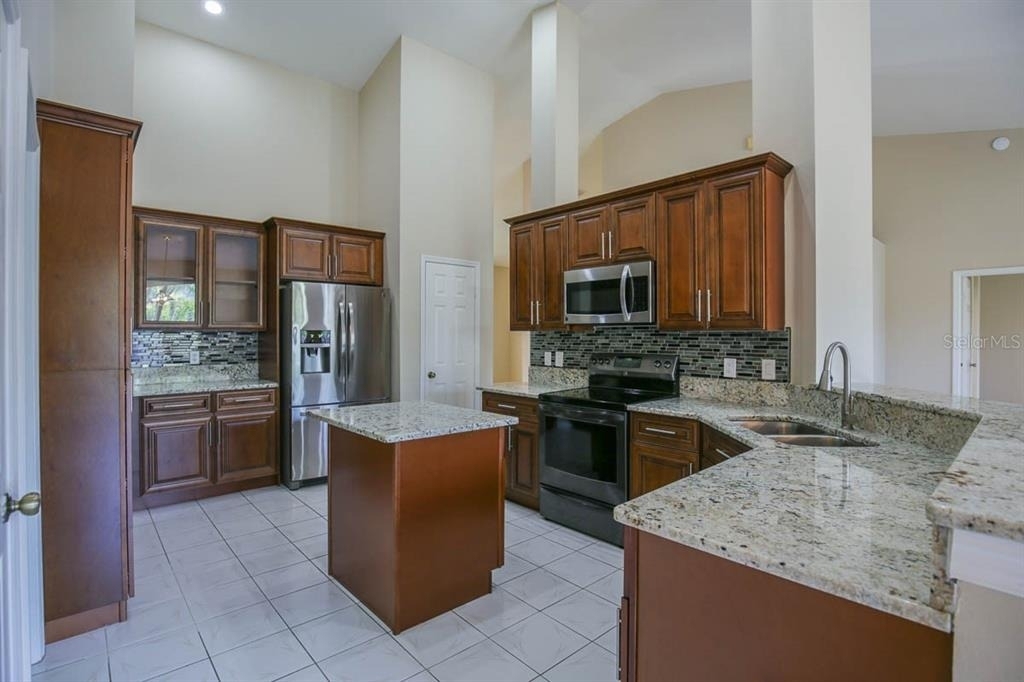 9214 Sunnyoak Drive - Photo 6