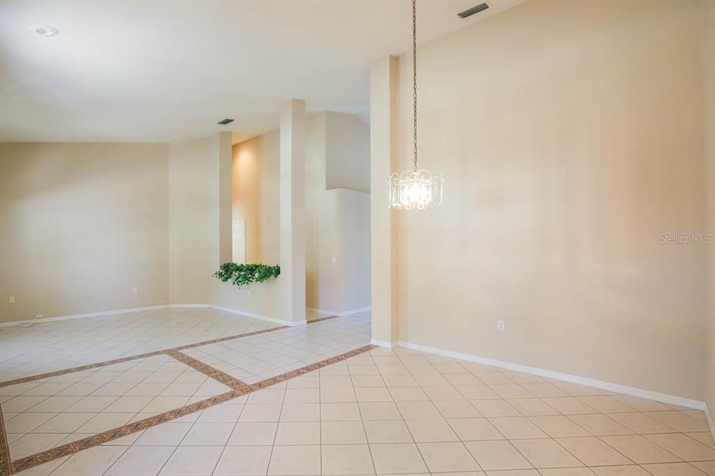 9214 Sunnyoak Drive - Photo 3