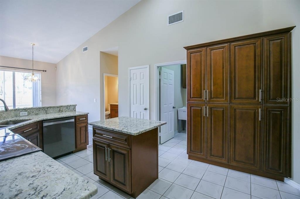 9214 Sunnyoak Drive - Photo 5