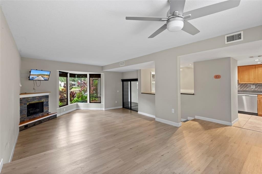 485 Westlake Boulevard - Photo 7