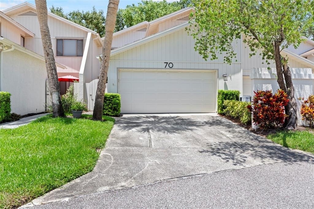485 Westlake Boulevard - Photo 0