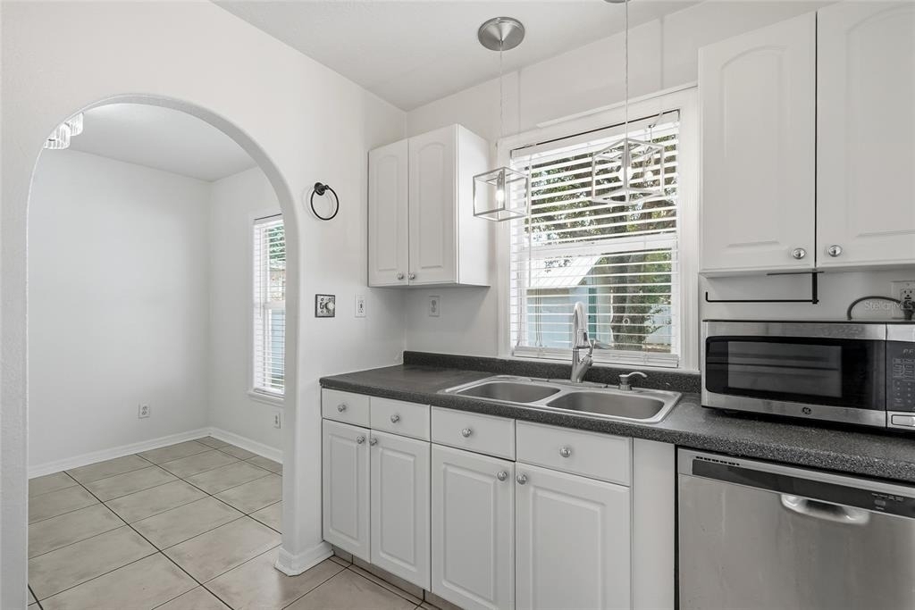 1914 W Aileen Street - Photo 31