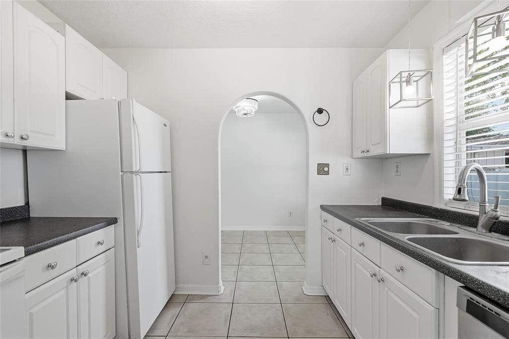 1914 W Aileen Street - Photo 32