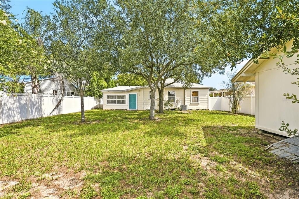 1914 W Aileen Street - Photo 18