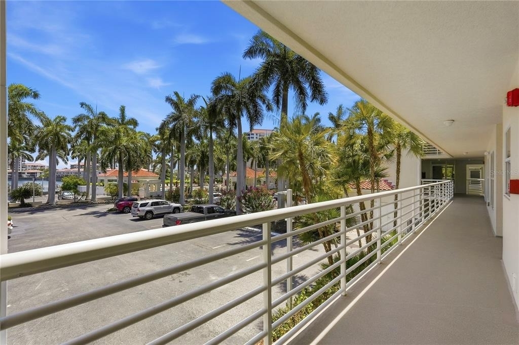 6085 Bahia Del Mar Circle - Photo 26