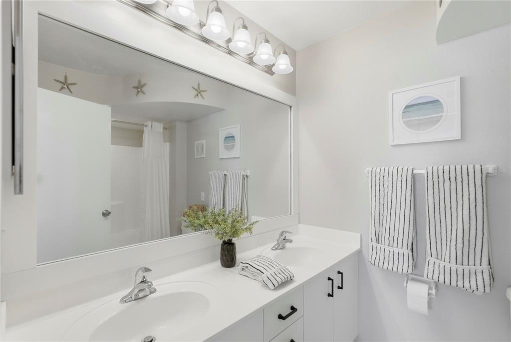 6085 Bahia Del Mar Circle - Photo 20