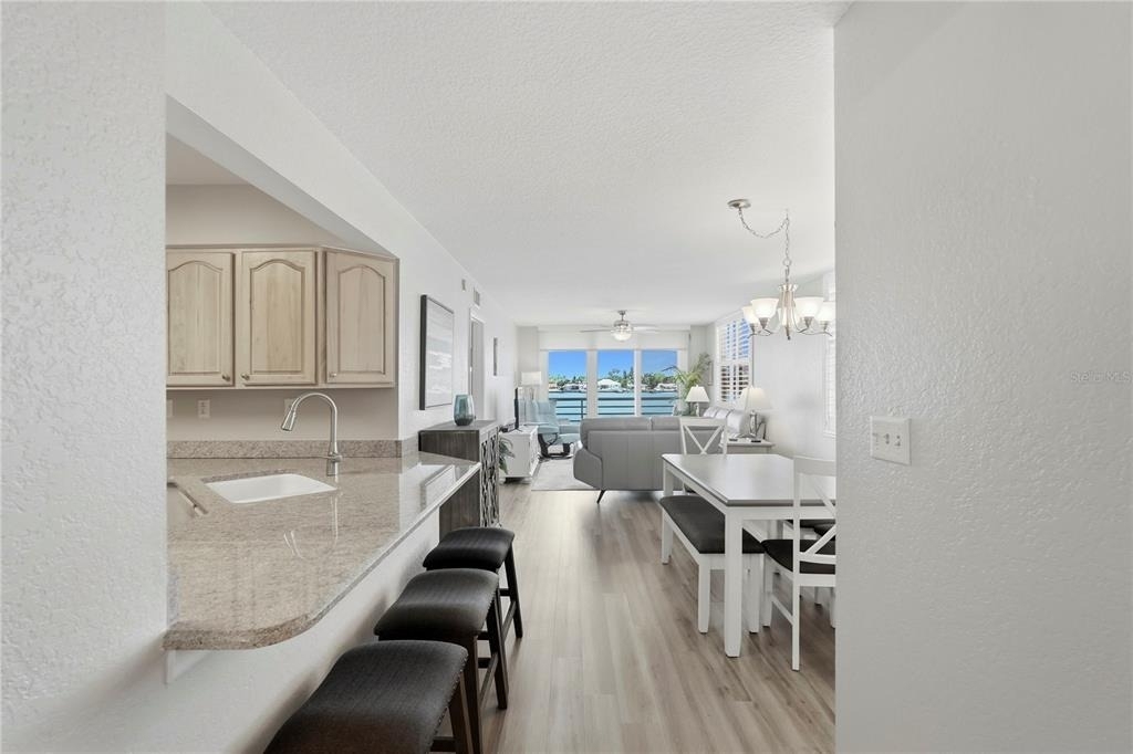 6085 Bahia Del Mar Circle - Photo 9