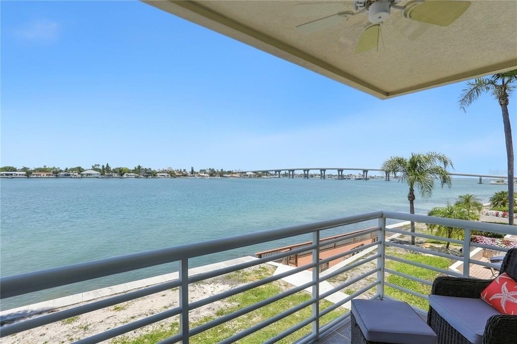 6085 Bahia Del Mar Circle - Photo 27